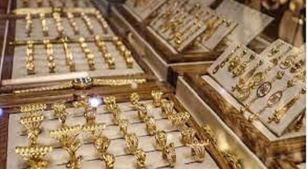 أسواق الذهب في حالة ترقب في انتظار التسعيرة الجديدة اليوم الثلاثاء