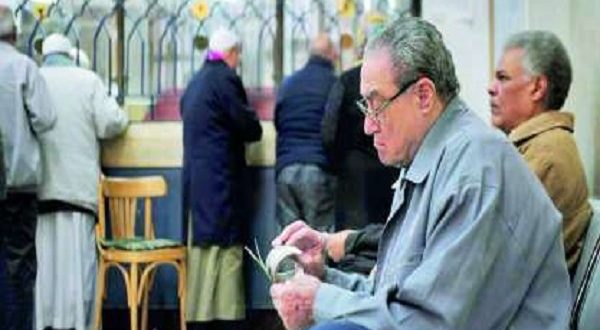 هل يجوز أن يحصل المستحق على معاشين في وقت واحد؟