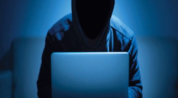 ما هي عقوبة تهكير الأجهزة والحسابات الخاصة؟