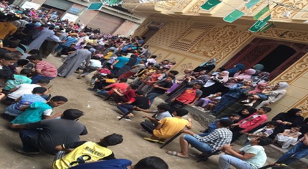 اشهار السيوف للطرق الصوفية في احتفالات المولد النبوي يثير غضب المواطنين بالغربية، وكانت القصة أن  قرية سجين التابعة لمركز قطور بمحافظة الغربيةالاسلام، واشهار السيوف
