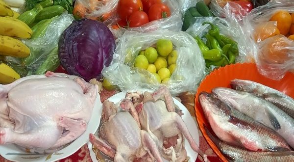 النشرة الخدمية لأسعار المواد الغذائية اليوم"أسعار الخضروات والفاكهة وأسعار الدواجن والبيض"