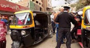 محافظ الجيزة يطالب بوضع حد للمقاهى والتكاتك بالهرم