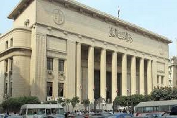 الحبس والسجن المشدد.. عقوبات صارمة للمتعدين على الموظفين العموميين أثناء تأدية وظائفهم
