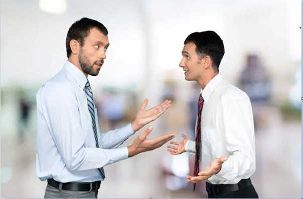 لا توقع عقد العمل في 4 حالات