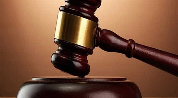 ما هي الإجراءات التي كفلها القانون للنيابة الإدارية خلال التحقيق مع الموظف المختلس؟