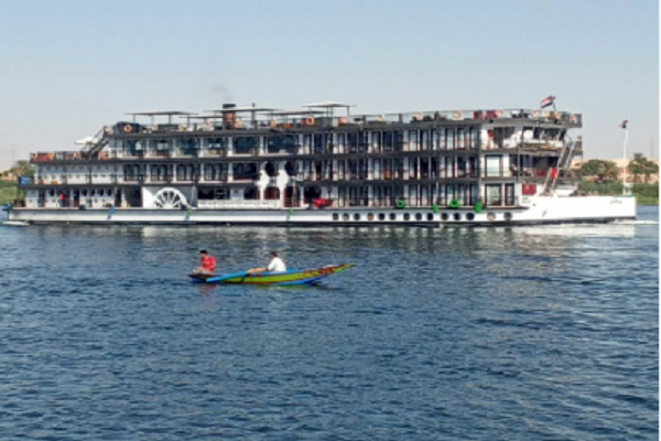 الحبس والغرامة حال إقامة أي منشآت سياحية أو نوادى دون ترخيص في منطقة مجرى نهر النيل