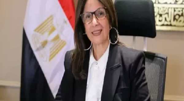 اليوم.. محاكمة محامٍ في اتهامه بسب وقذف وزيرة الثقافة