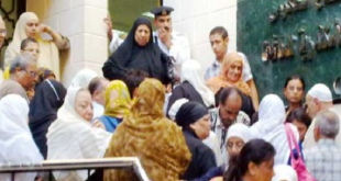 من هم أصحاب الأعمال والفئات المستفيدة من التغطية التأمينية؟